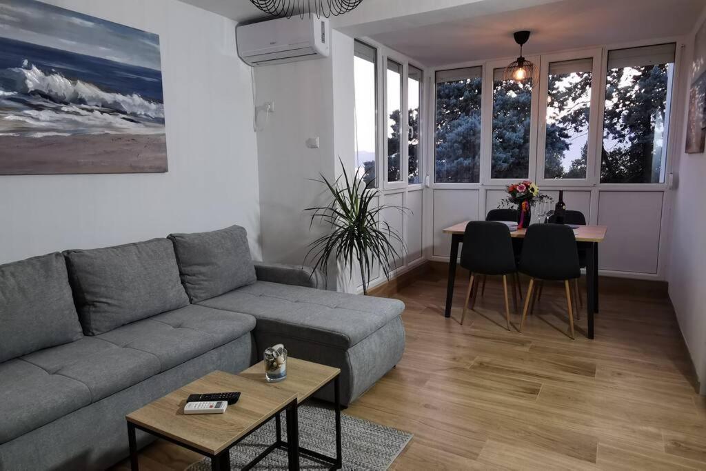 Apartman Liburna Rijeka Buitenkant foto