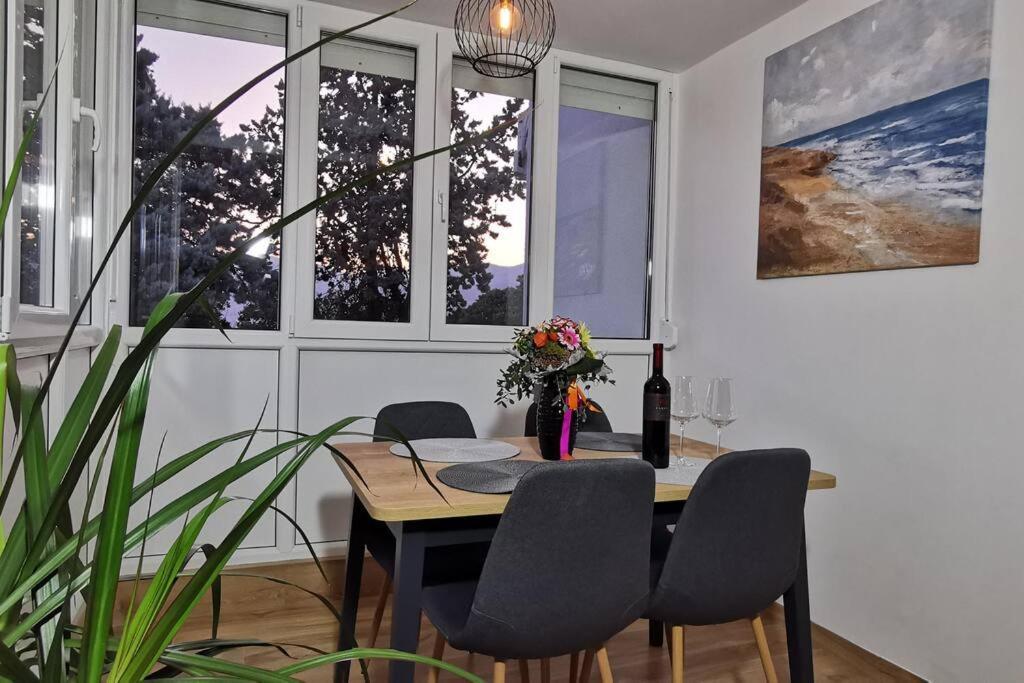 Apartman Liburna Rijeka Buitenkant foto